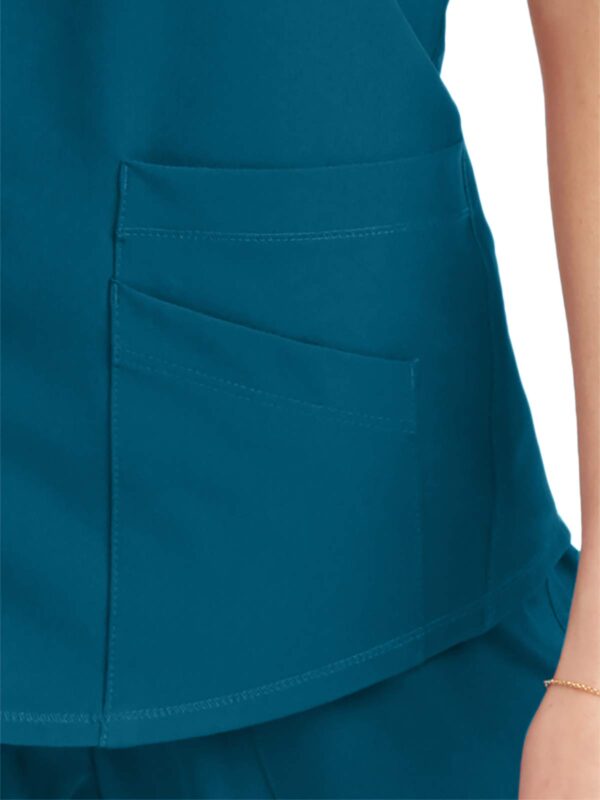 Skechers SK101 Virtual V-Neck Top Bahama in Bahama product image