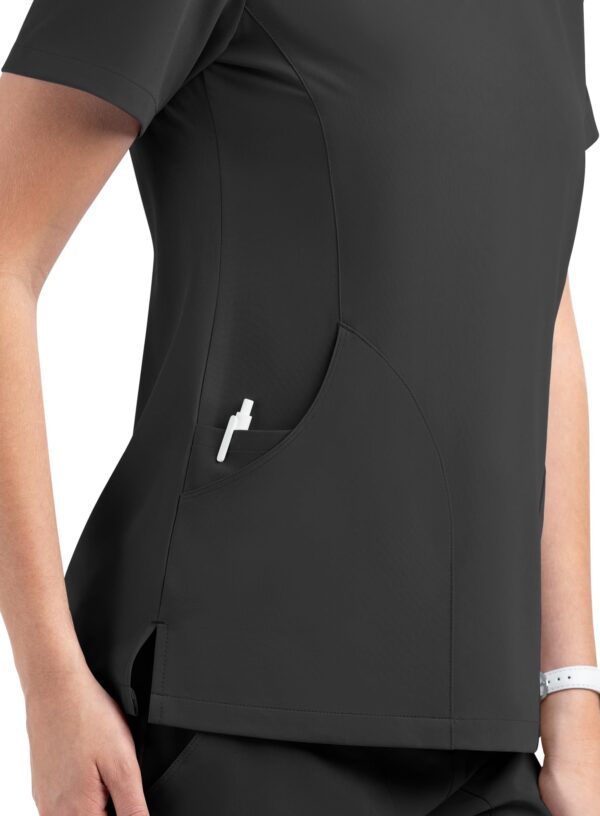 Maevn Matrix Impulse Women’s Contrast V-Neck Top in Black product image