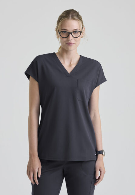 Grey's Anatomy Spandex-Stretch Women's 1-Pocket V-Neck Dolman Tuck-In Top - Image 10