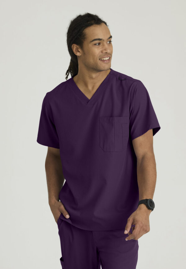 Skechers™ by Barco Men’s V-Neck Cargo Pocket Scrub Top