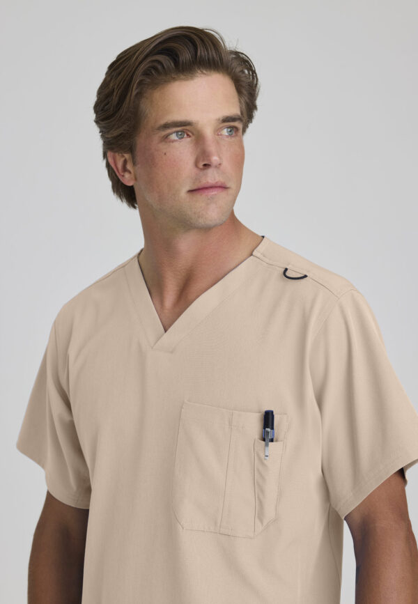 Skechers™ by Barco Men’s V-Neck Cargo Pocket Scrub Top
