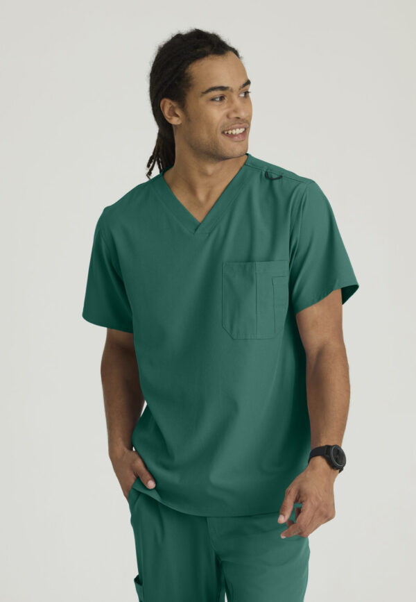 Skechers™ by Barco Men’s V-Neck Cargo Pocket Scrub Top