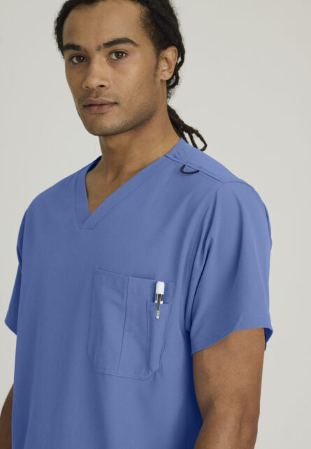 Skechers™ by Barco Men’s V-Neck Cargo Pocket Scrub Top