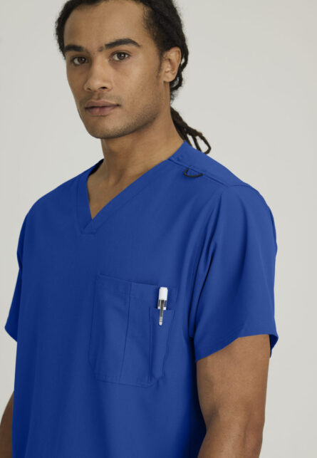 Skechers™ by Barco Men’s V-Neck Cargo Pocket Scrub Top