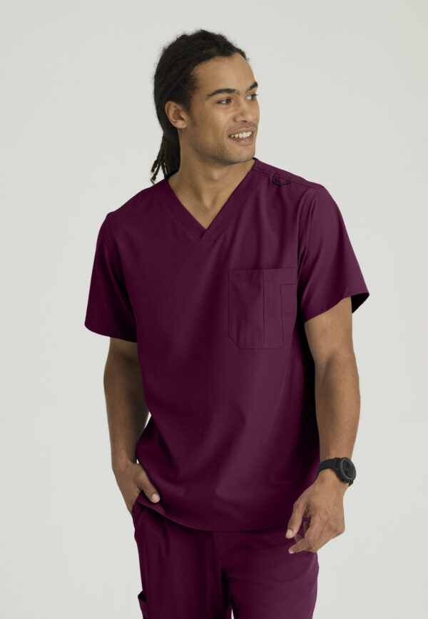 Skechers™ by Barco Men’s V-Neck Cargo Pocket Scrub Top