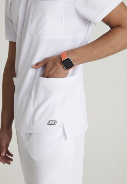 Skechers Men's 3 Pocket Round Neck Top - Image 19