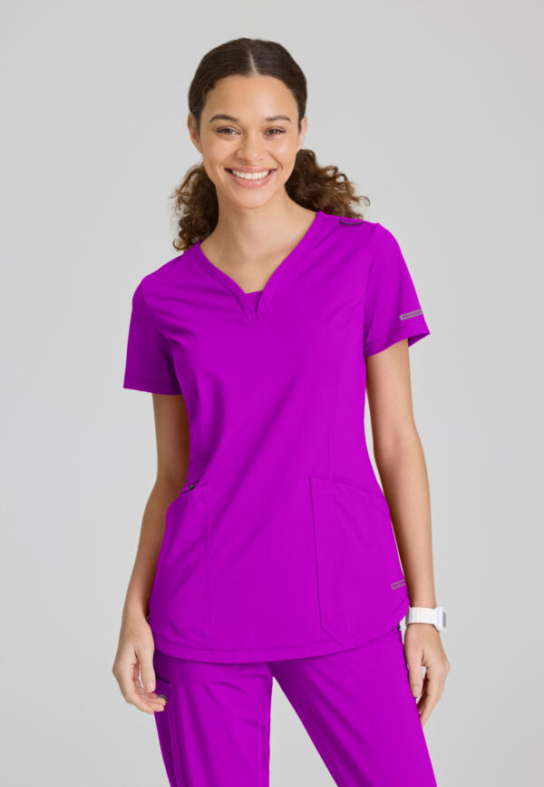 Skechers Slip-ins Women’s 3 Pocket V-Neck Top