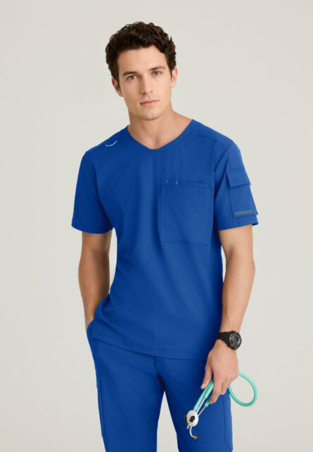 Skechers™ by Barco Ripstop Men's 3 Pocket Round Neck High-Low Hem Top - Image 10