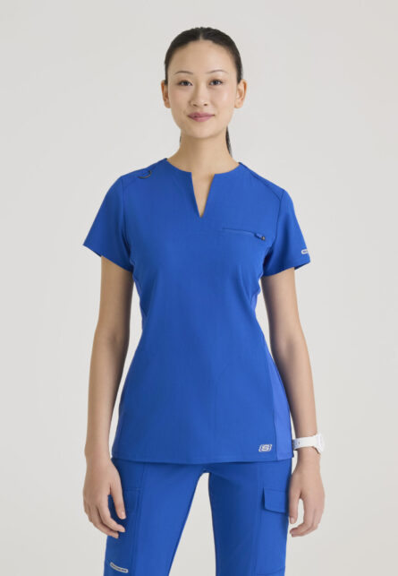 Skechers Women's 3 Pocket Notched V-Neck Top - Image 10
