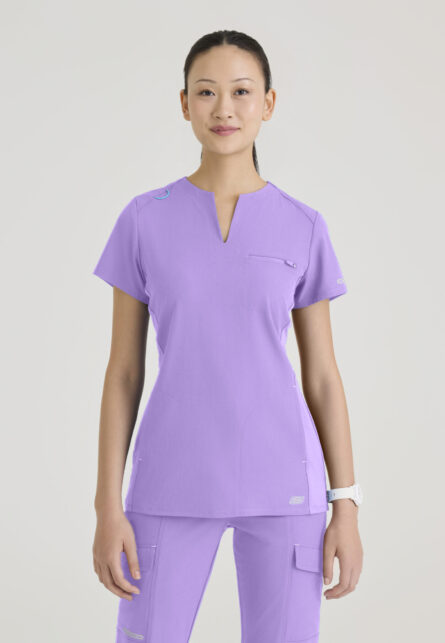 Skechers Women's 3 Pocket Notched V-Neck Top - Image 6