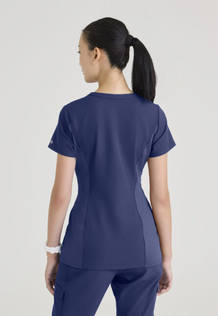 Skechers Women's 3 Pocket Notched V-Neck Top - Image 9
